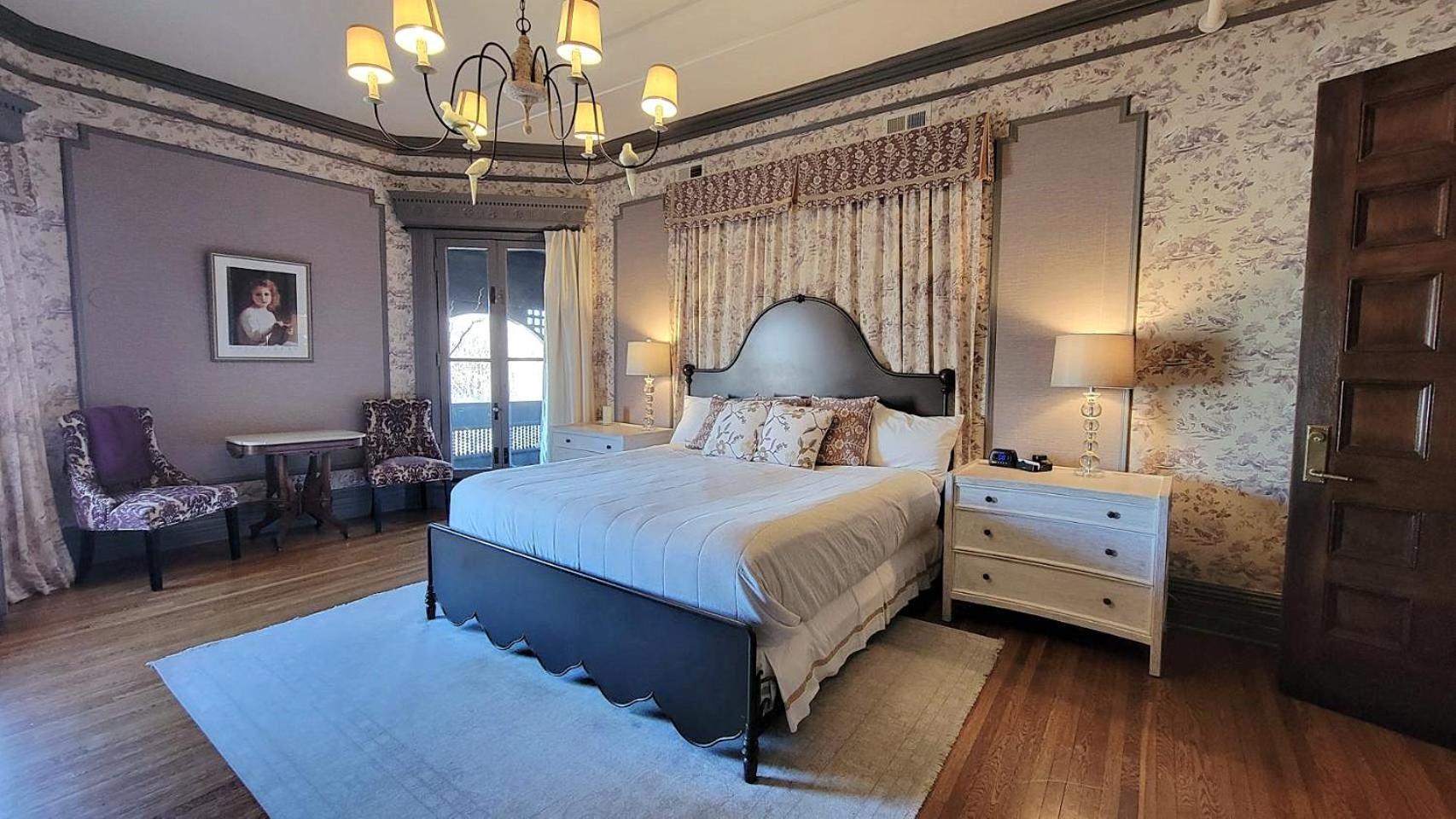 The New Victorian Mansion Bed & Breakfast Saint Paul Ngoại thất bức ảnh